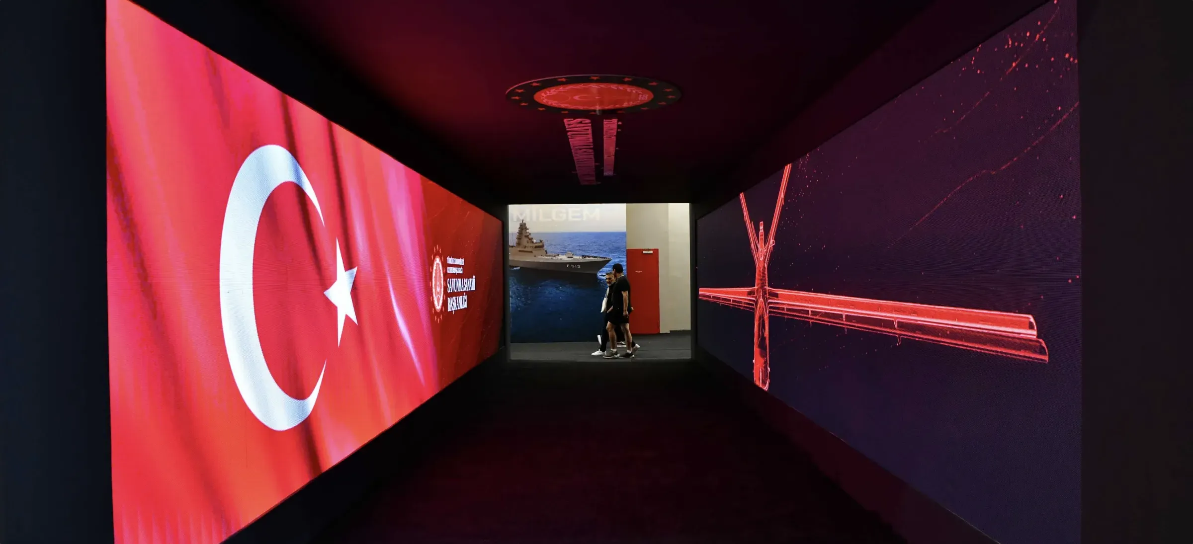 LED EKRAN TÜNEL